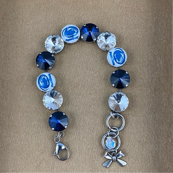 Penn State University Nittany Lions Crystal Bracelet and Earrings Set - Picture 2 of 3